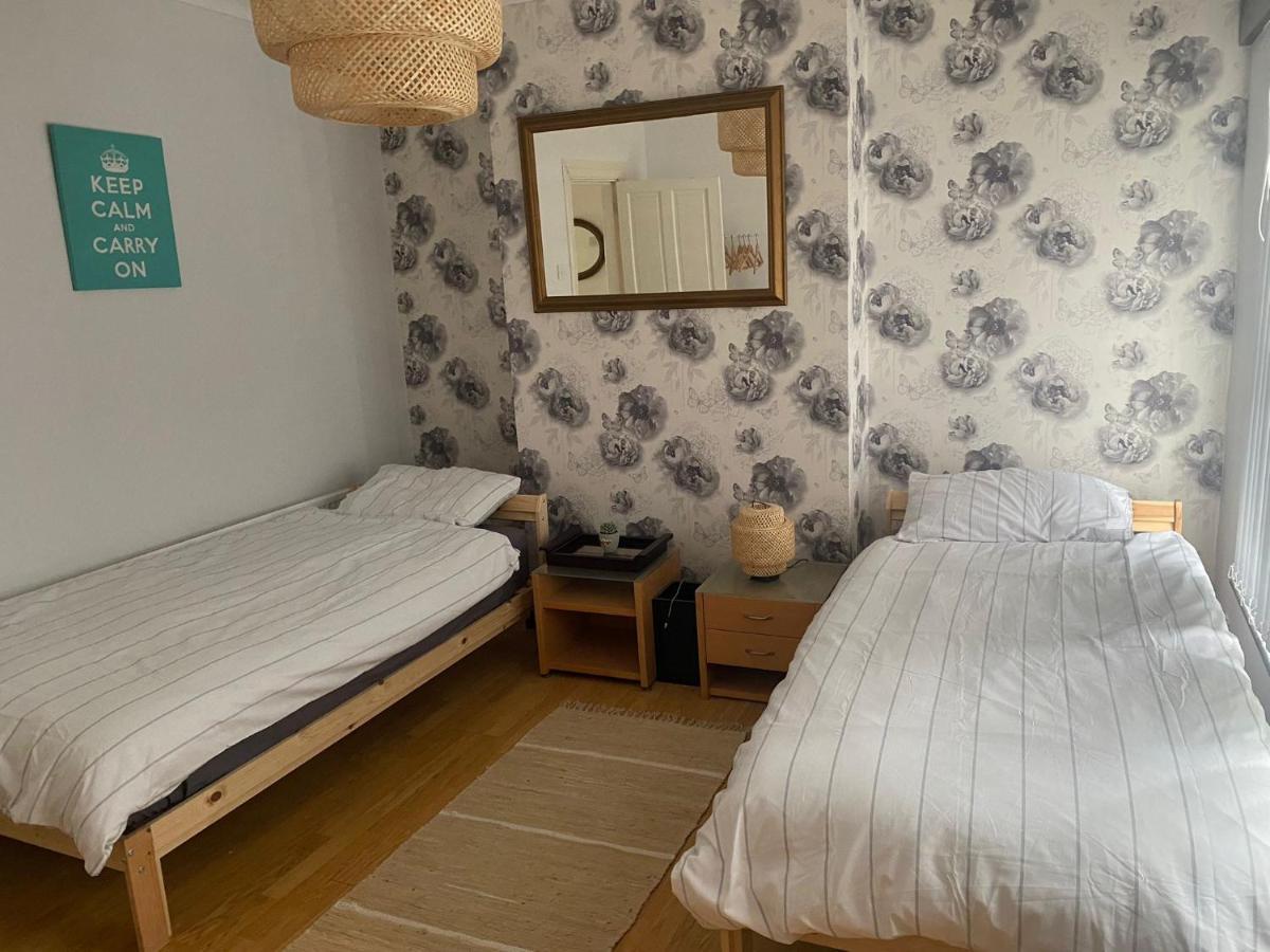 Away From 家外之家 D Habitación en casa particular Belfast
